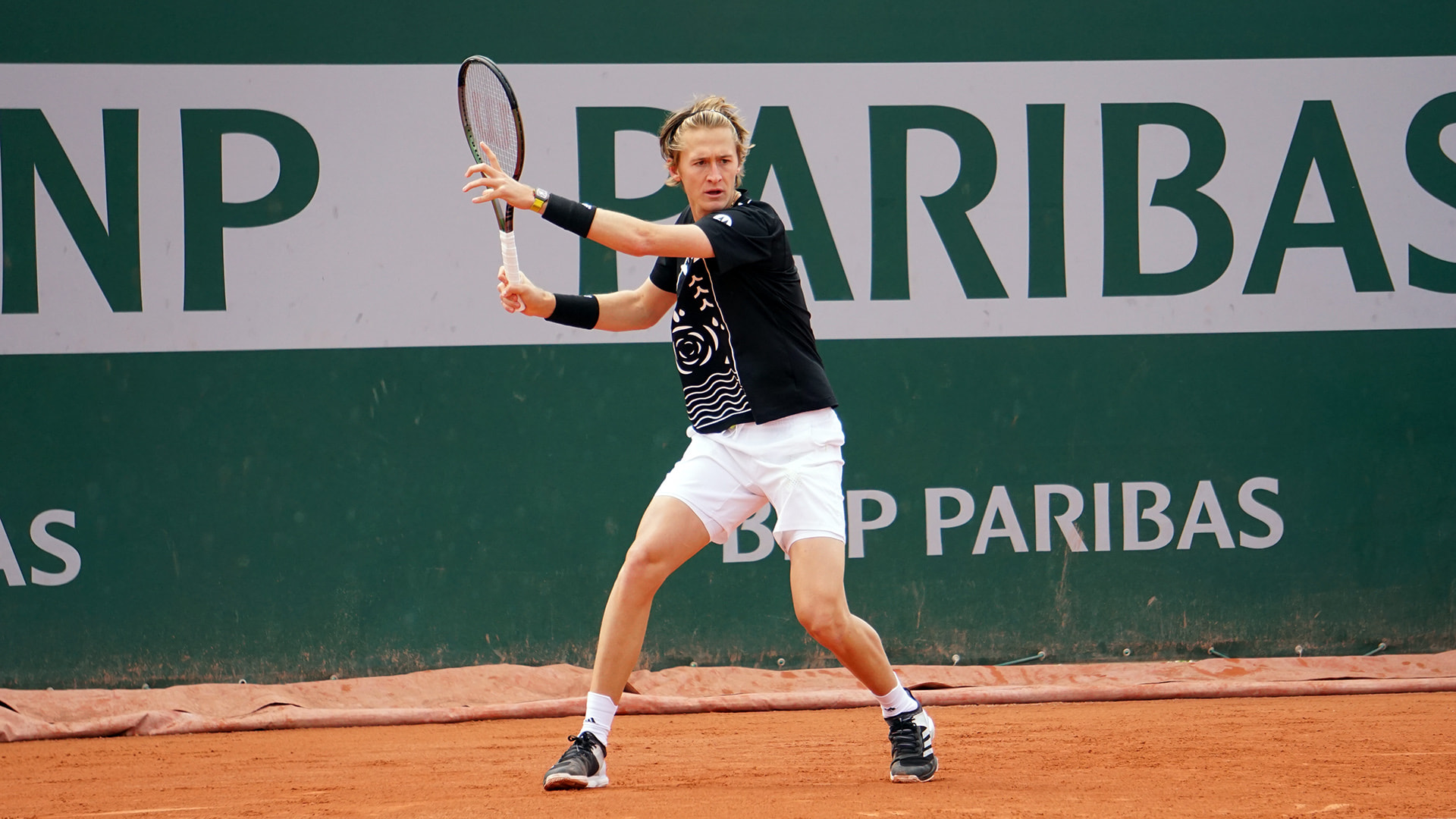 Seb Korda at Roland Garros