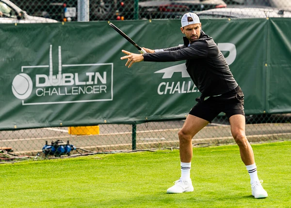 Grigor Dimitrov practicing