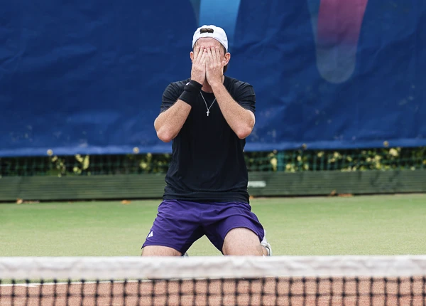 Conor Gannon falls down in joy at winning 2026 DLR Irish Open